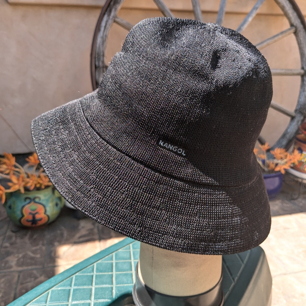 Kangol hat - Picture 1 of 5